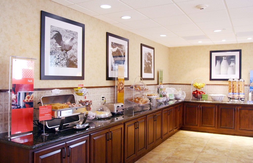 Hampton Inn & Suites Lodi - photo 24
