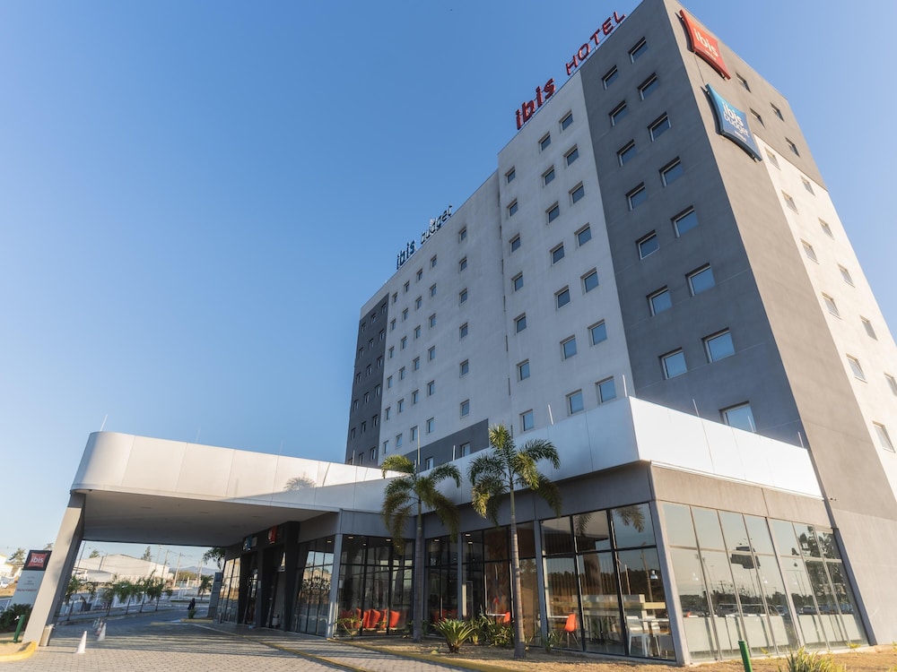 Ibis Lorena Circuito da Fé - carbon neutral hotel in Lorena