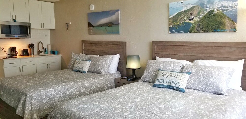 Pirates Cove Resort Studios - photo 12