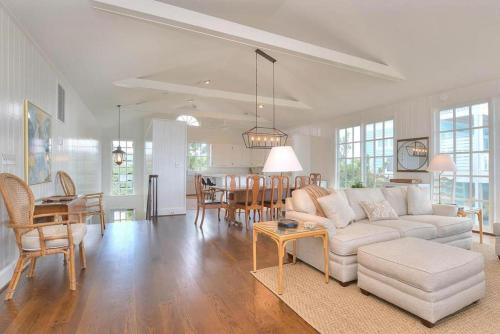 4819 W Beach Drive - photo 3