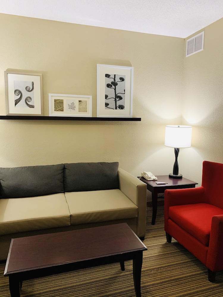 Country Inn & Suites by Radisson Ithaca NY - photo 20