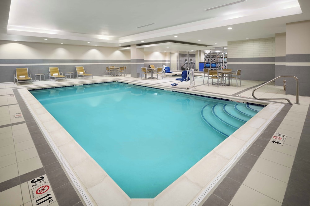 Hampton Inn & Suites Denver Downtown Convention Center - photo 32