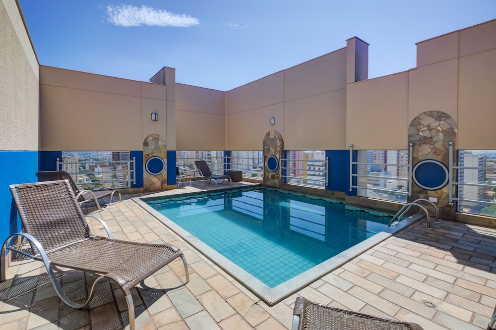 Slaviero Hotel Londrina Flat in Londrina, Brasil