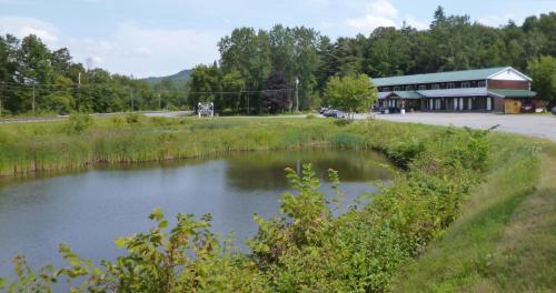 Deer Run Motor Inn — hotel in Jeffersonville