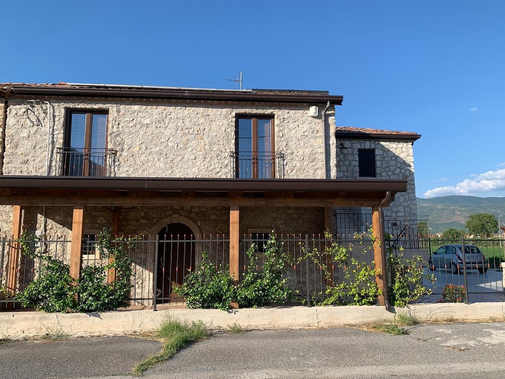 il Corticato — hotel in Teggiano-Macchiaroli