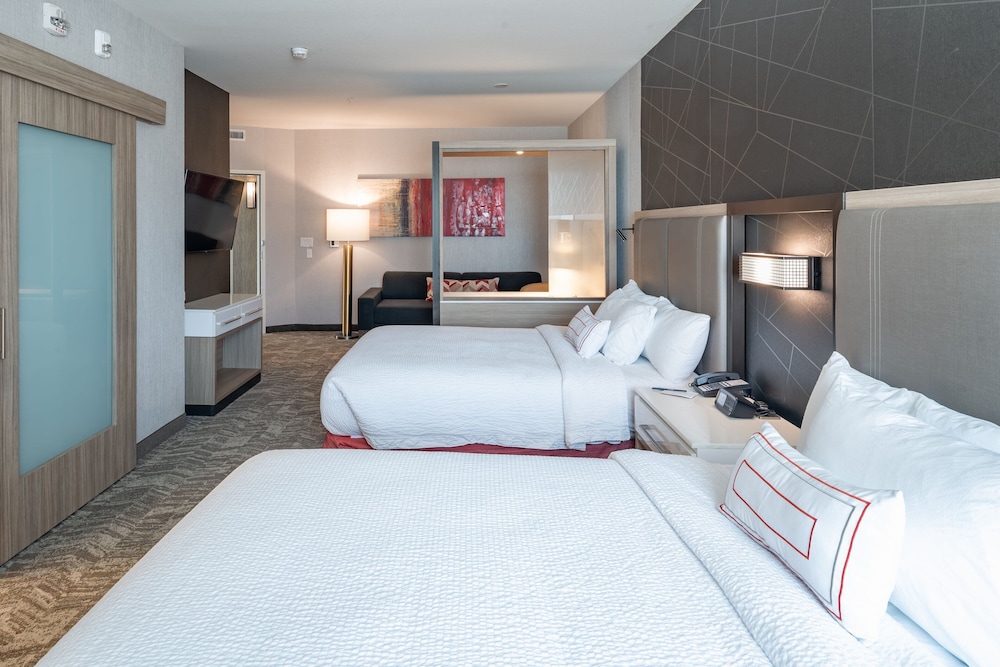 SpringHill Suites by Marriott Dallas Central Expressway - photo 17