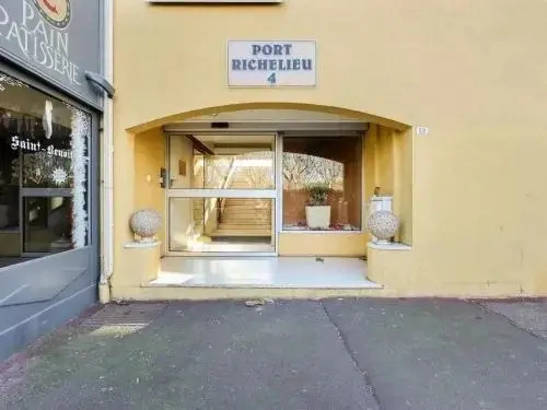 Port Richelieu 4 Inh 31371 — Agde