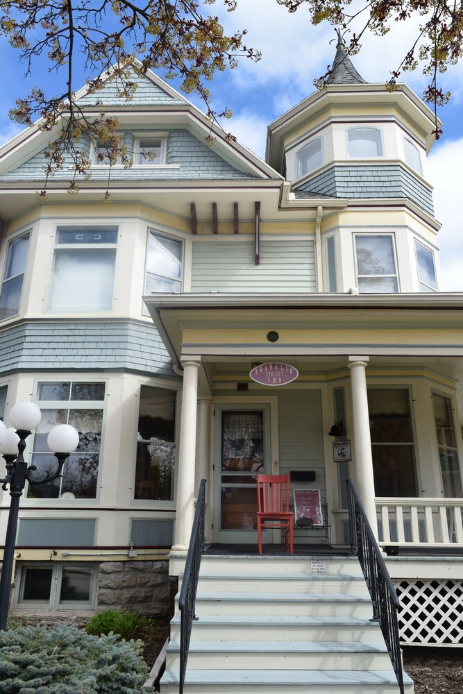 Franklin Street Inn LLC - photo 37