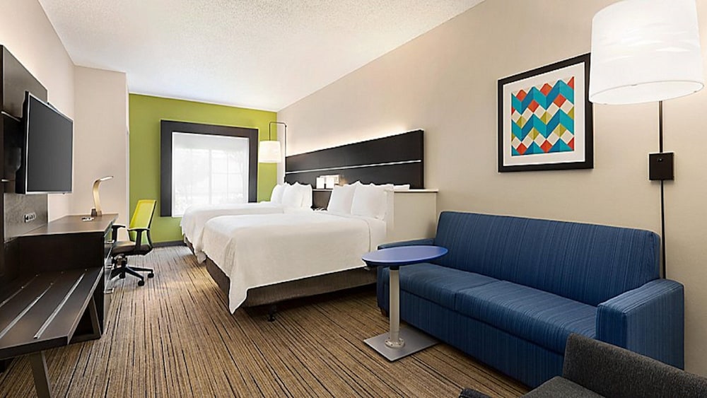 Holiday Inn Express Hotel and Suites Pryor an IHG Hotel - photo 4
