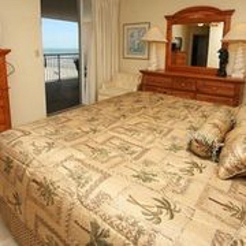 Units at Hyperion Towers by Elliott Beach Rentals - photo 6