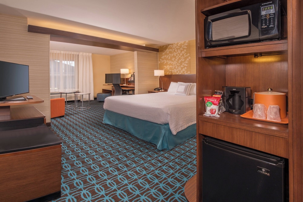 Fairfield Inn & Suites by Marriott Easton - photo 8