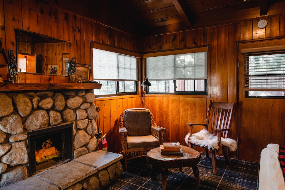 The Fireside Inn - photo 35