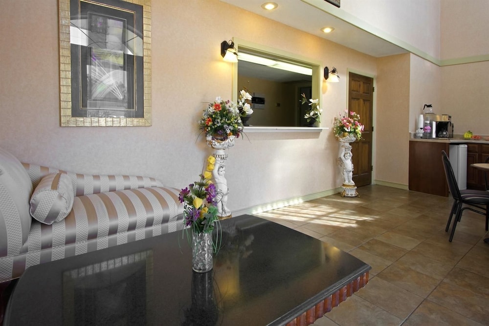 Americas Best Value Inn Anderson SC - photo 2