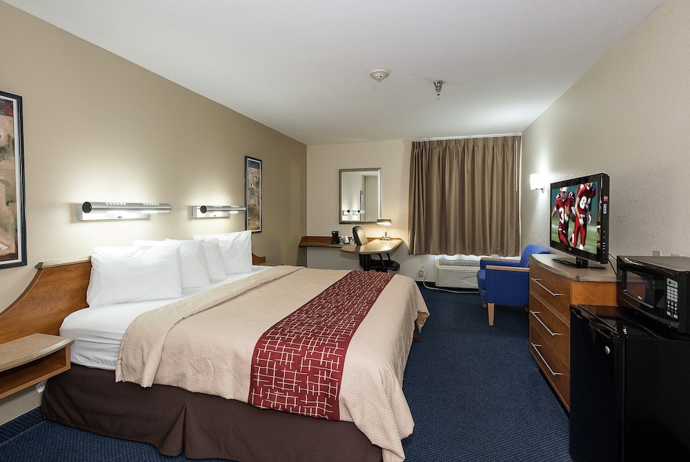 Red Roof Inn Jackson OH - photo 6