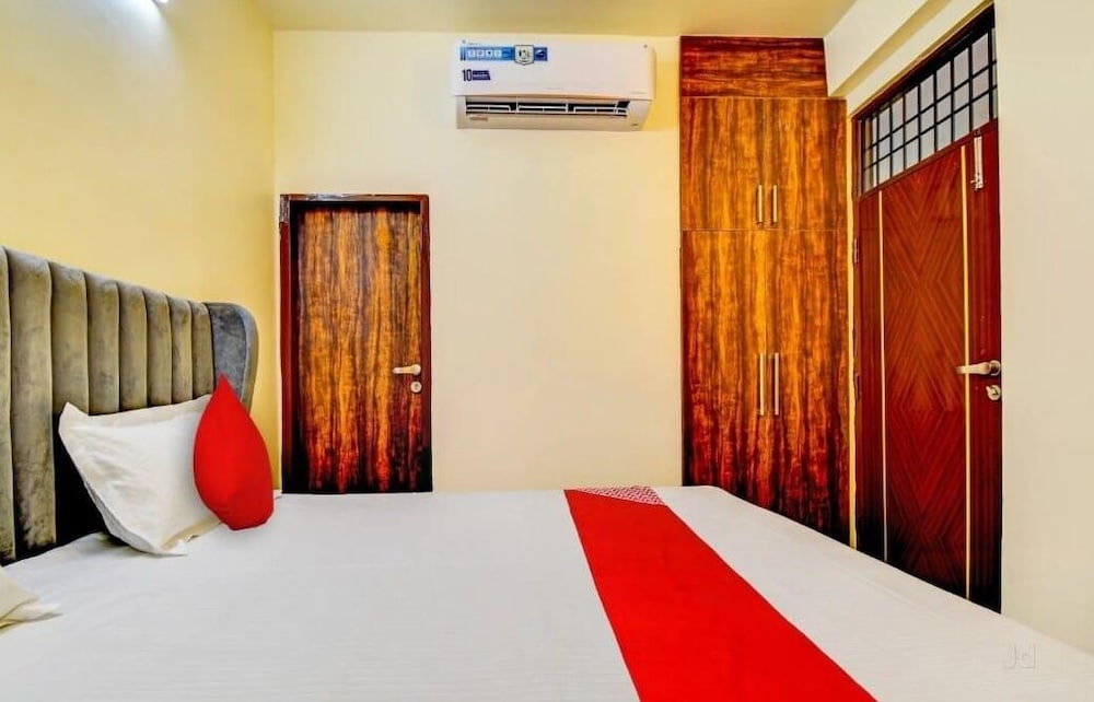Hotel White Hut — Bahadurgarh — photo 4