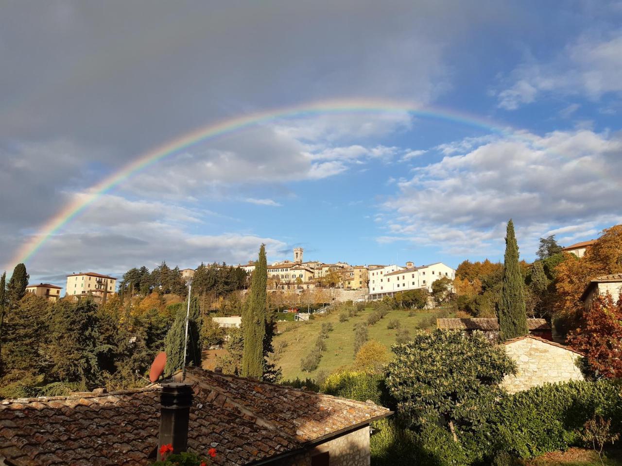 Casa Lilio — 4-Star Luxury Hotel in Radda In Chianti, Italy