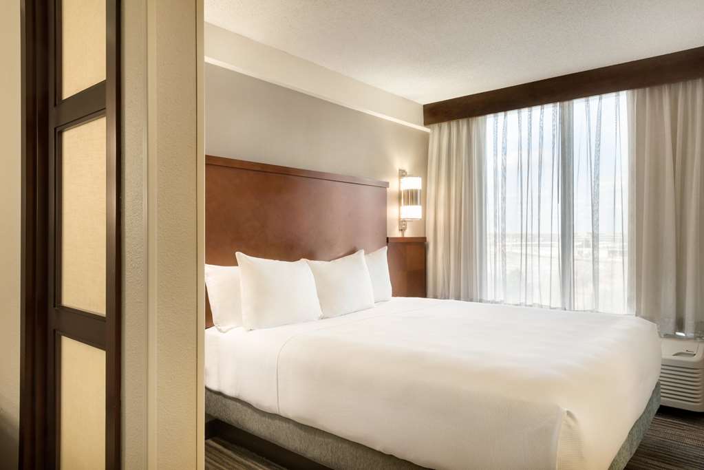 Hyatt Place Chicago Schaumburg - photo 20