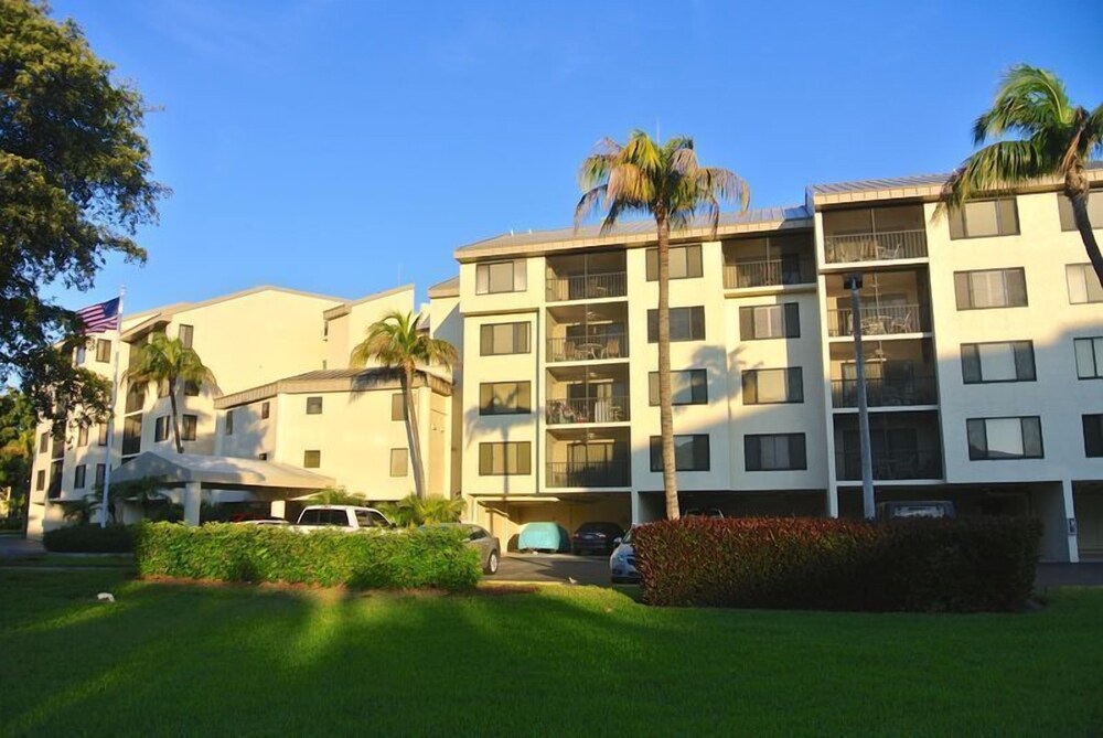 Santa Maria Harbour Resort 108 2 Br Condo - photo 24