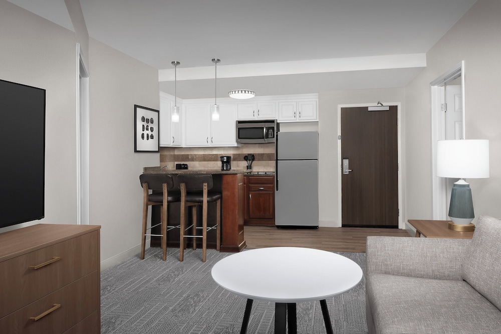 Staybridge Suites Charleston Ashley Phosphate - photo 34
