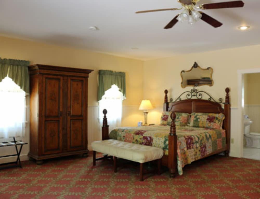 Kearsarge Inn - photo 13
