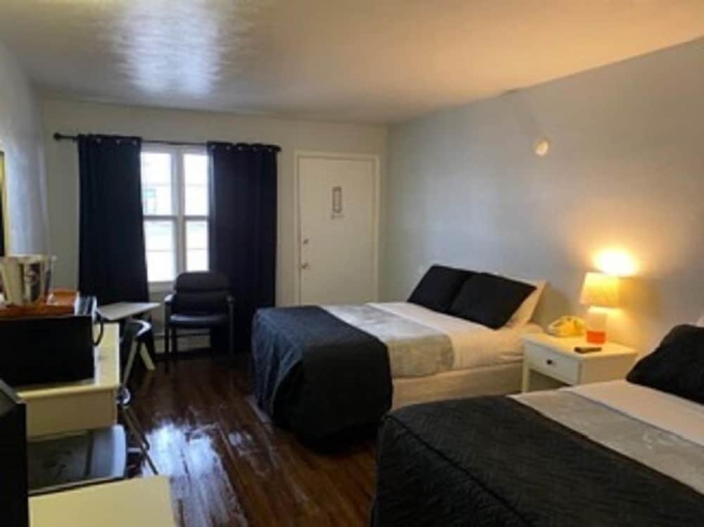 Brewer Motor Inn - photo 6