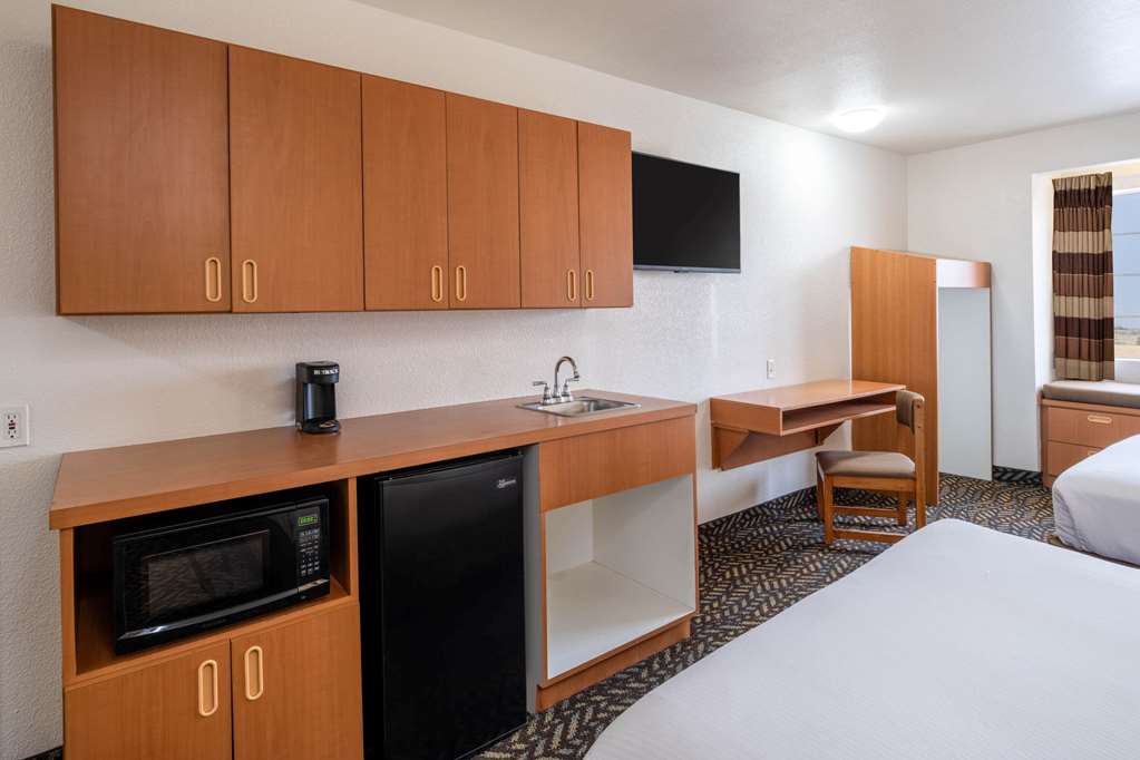 Microtel Inn & Suites by Wyndham Salt Lake City Airport - photo 28