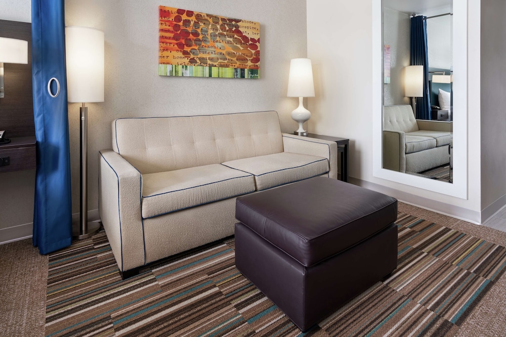 Home2 Suites by Hilton Anchorage Midtown - photo 22
