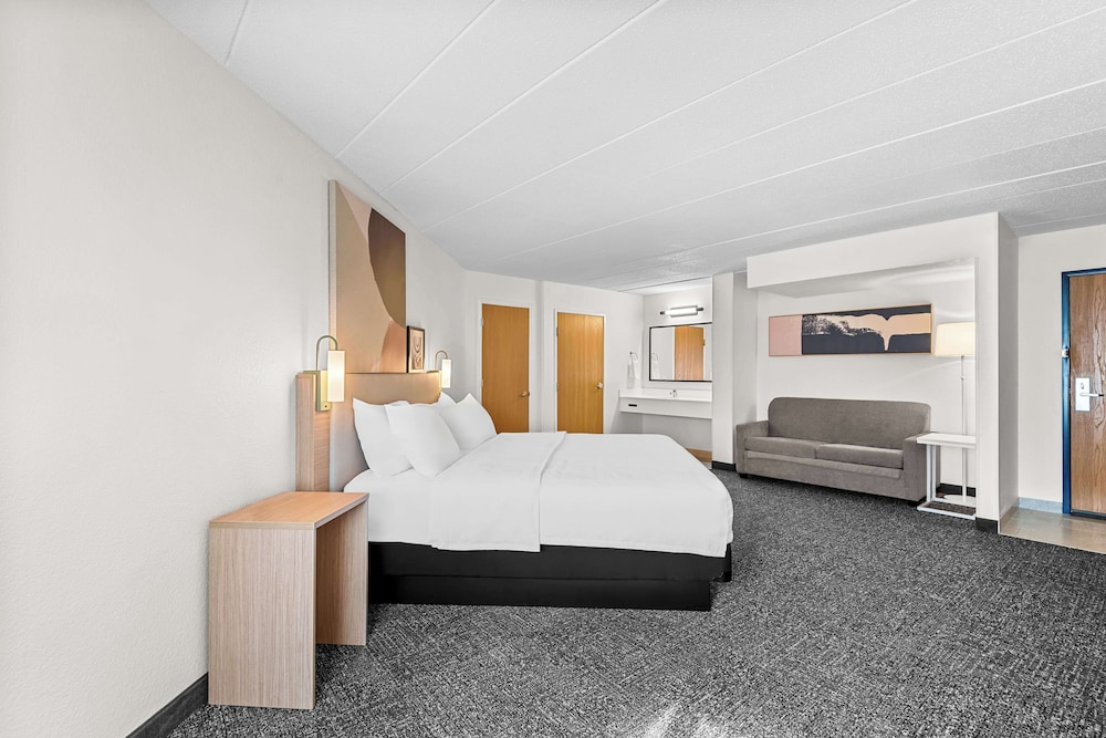 Spark by Hilton Cedar Falls - photo 26