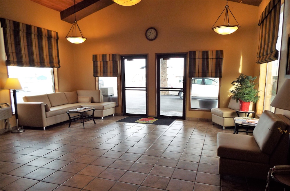 Super 8 by Wyndham Casper East Evansville - photo 40