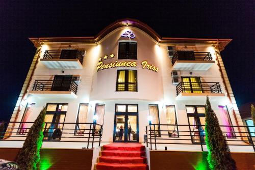Pensiunea Iriss — 4-Star Luxury Hotel in Valea Lupului, Romania