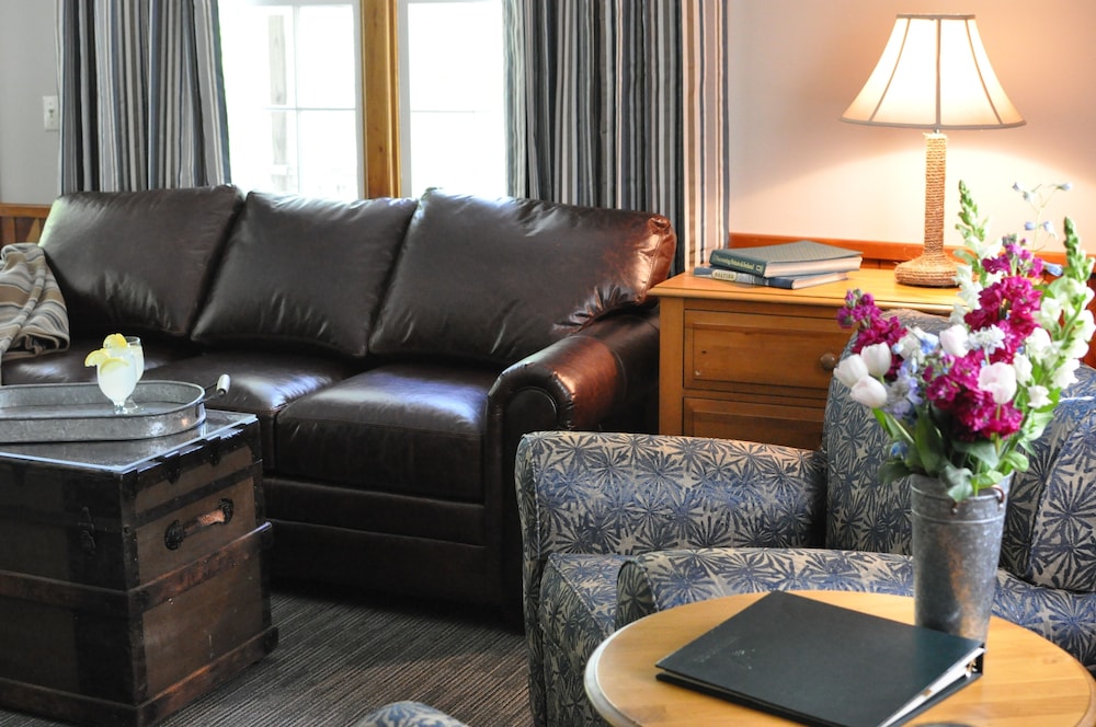 Basin Harbor - photo 49