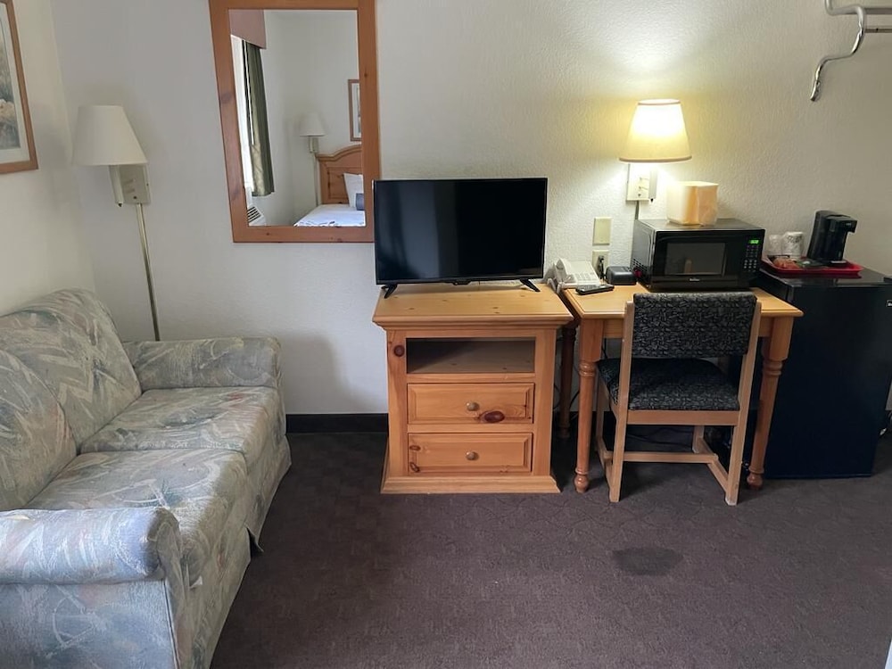 Royal Inn Keystone - photo 5