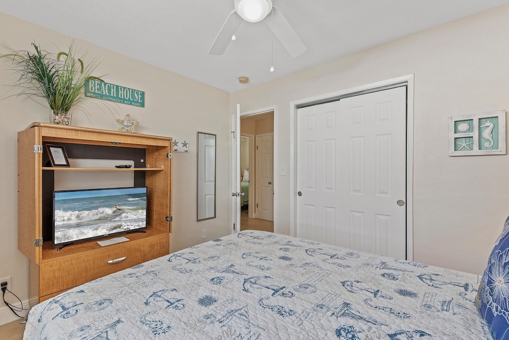 Beachside Oasis — New Smyrna Beach — photo 5