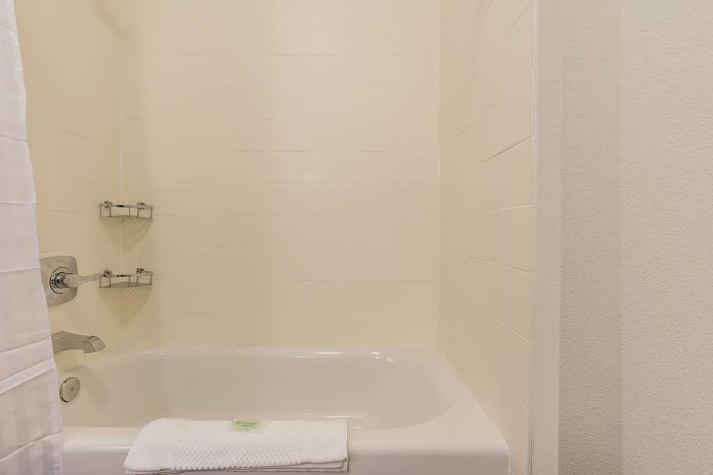 Sleep Inn & Suites Webb City - photo 34
