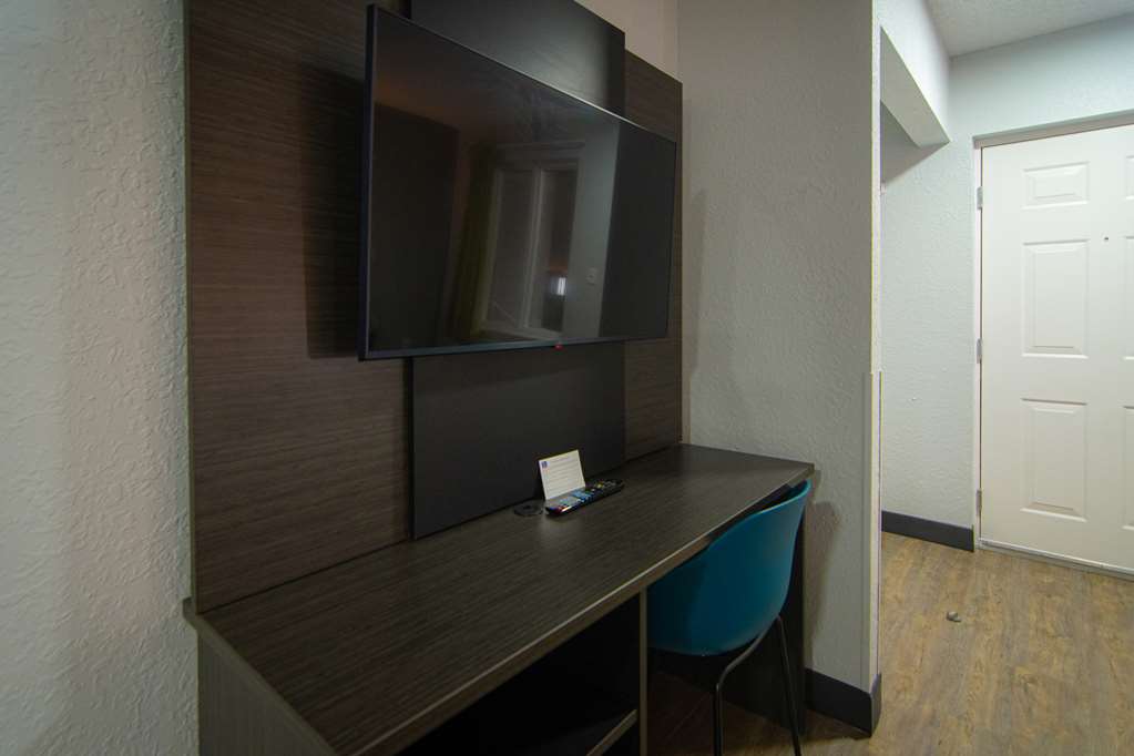 Studio 6 Extended Stay Coral Springs FL Fort Lauderdale - photo 29