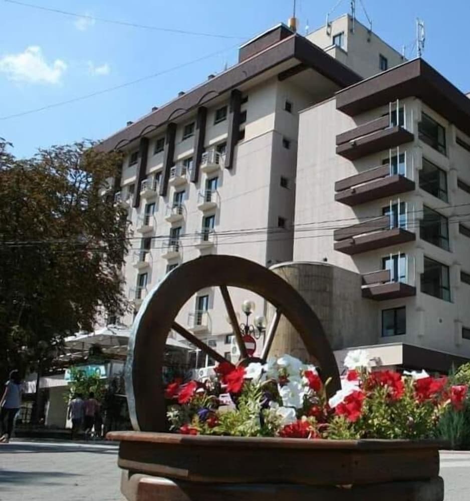 Hotel Rapsodia City Center in Botosani, Romania