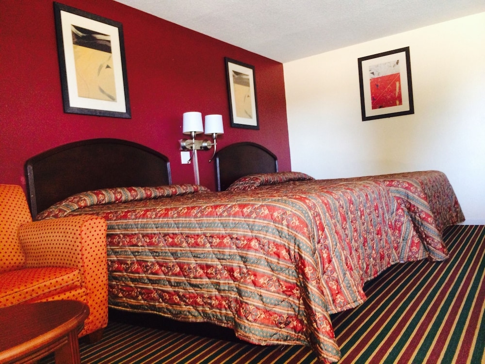 Regal Motel in Las Vegas New Mexico - photo 8