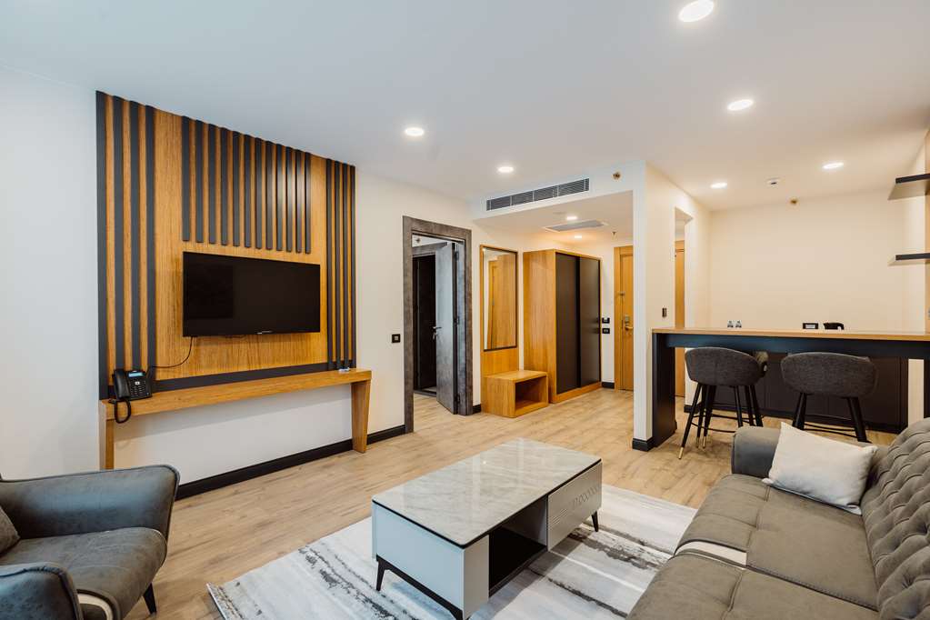 Executive Suite