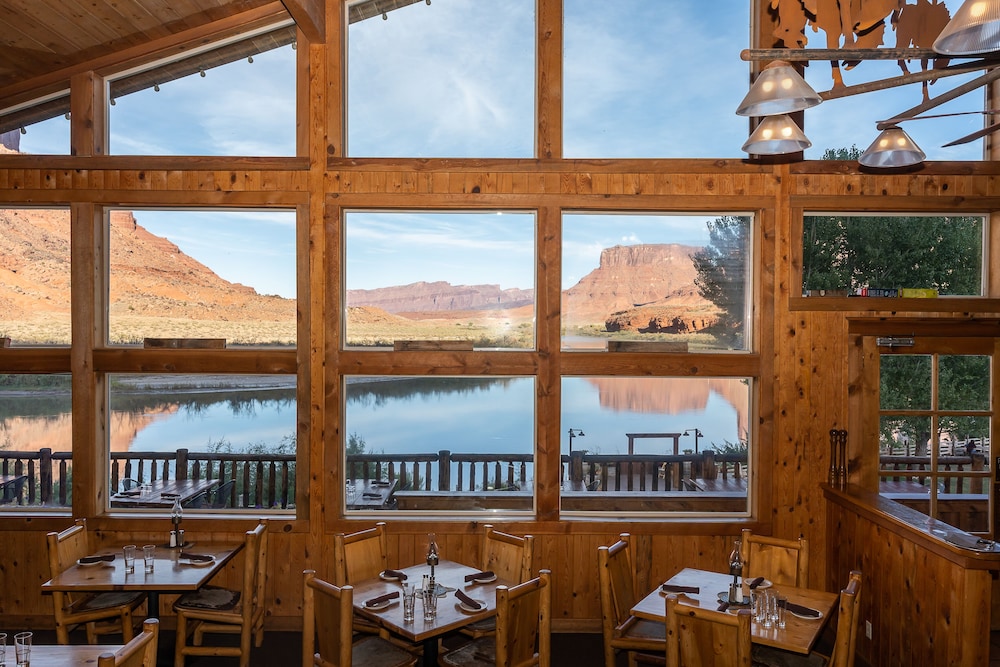 Red Cliffs Lodge - photo 52