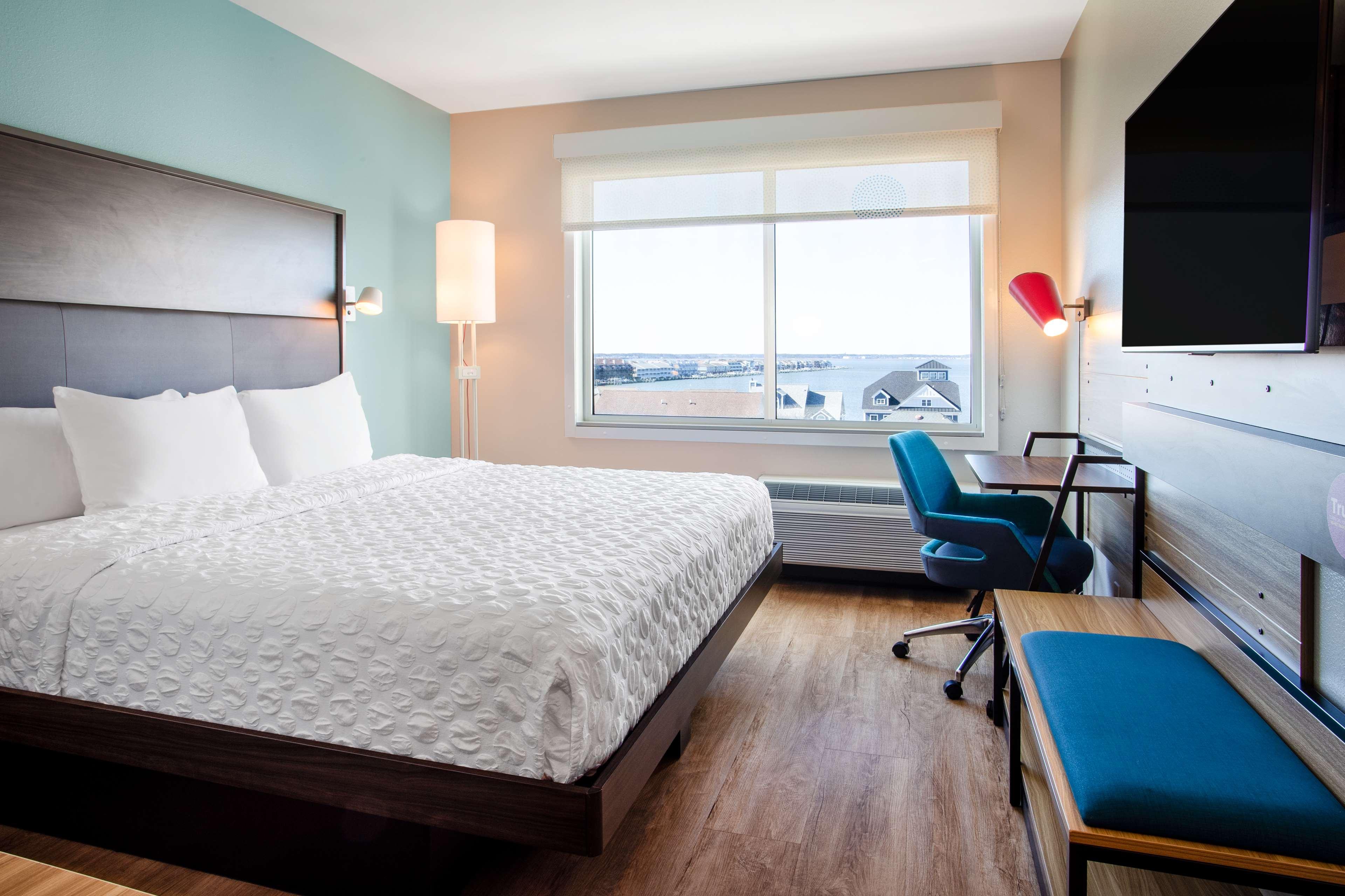Tru by Hilton Ocean City Bayside - photo 3