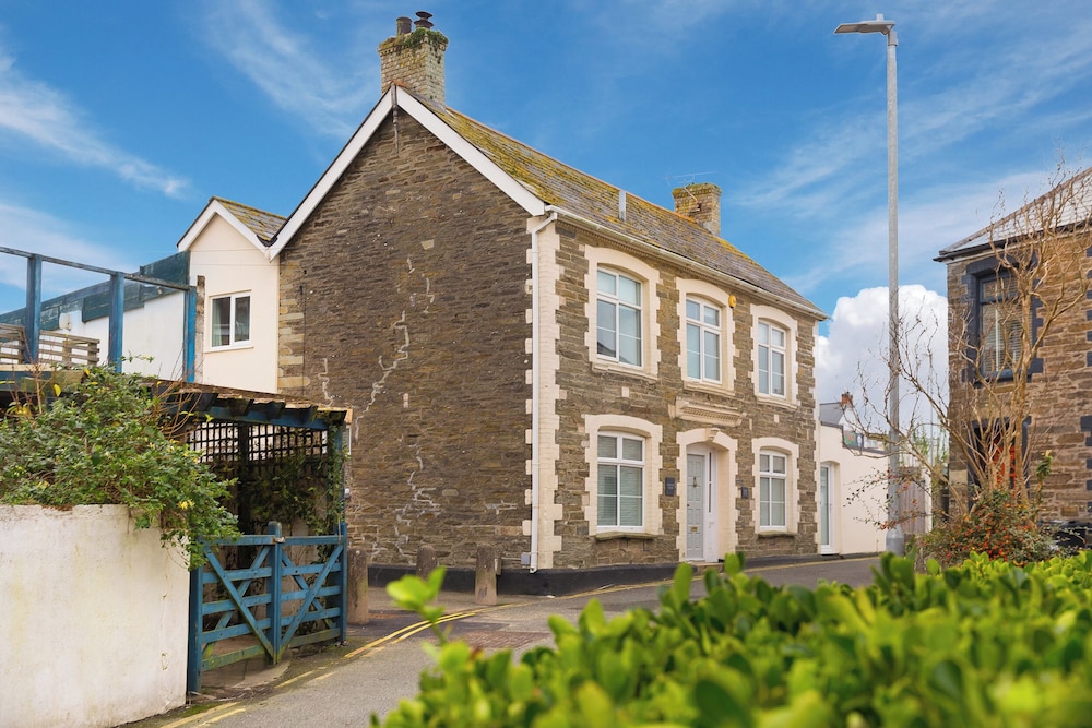 Captain's Walk - last minute hotel in Newquay