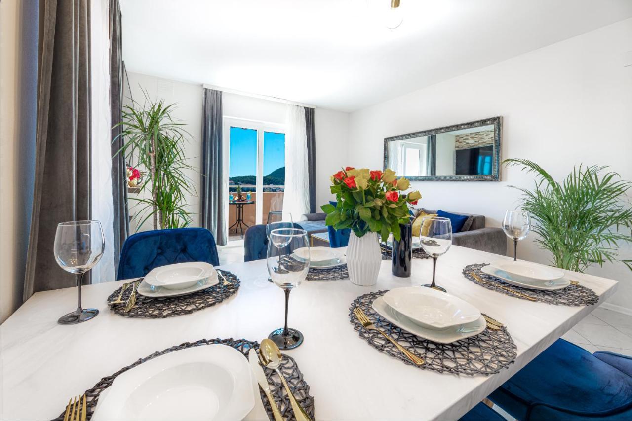 Bluesky Deluxe Apartment Free Parking