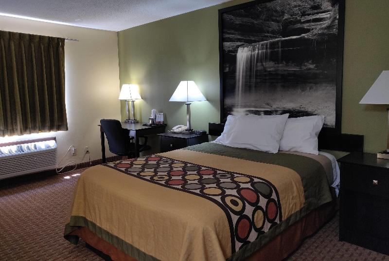 Super 8 by Wyndham DeKalb IL - photo 23