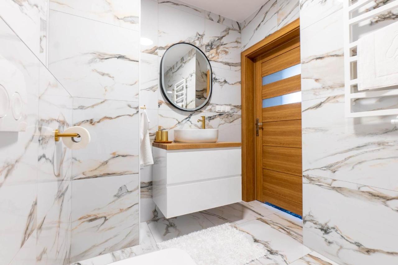 Łosiowe Wzgórze in Lesnica, Poland