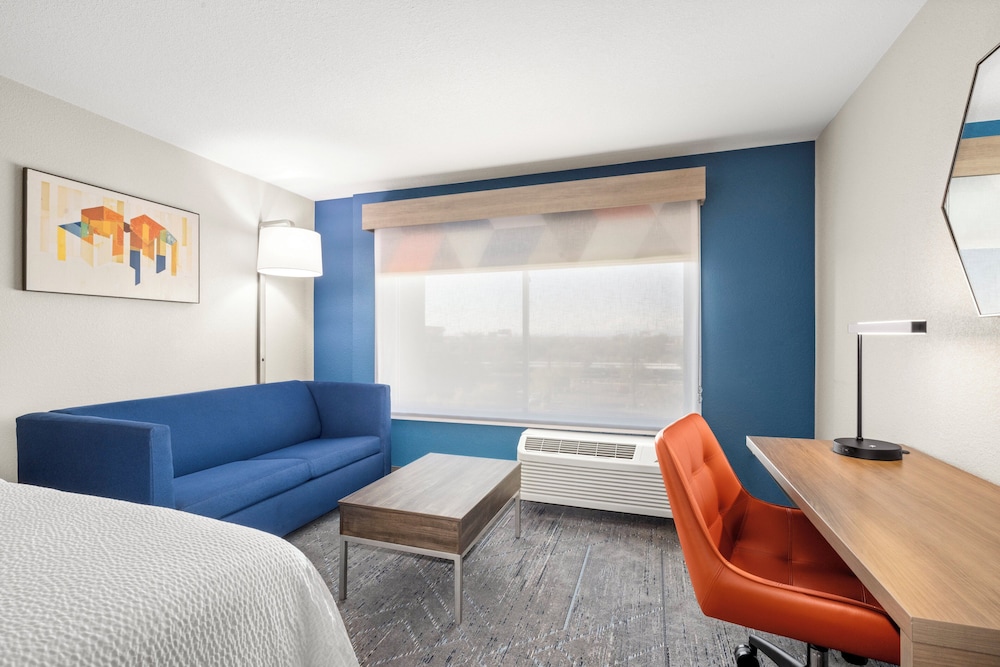 Holiday Inn Express & Suites Phoenix West Tolleson by IHG - photo 14