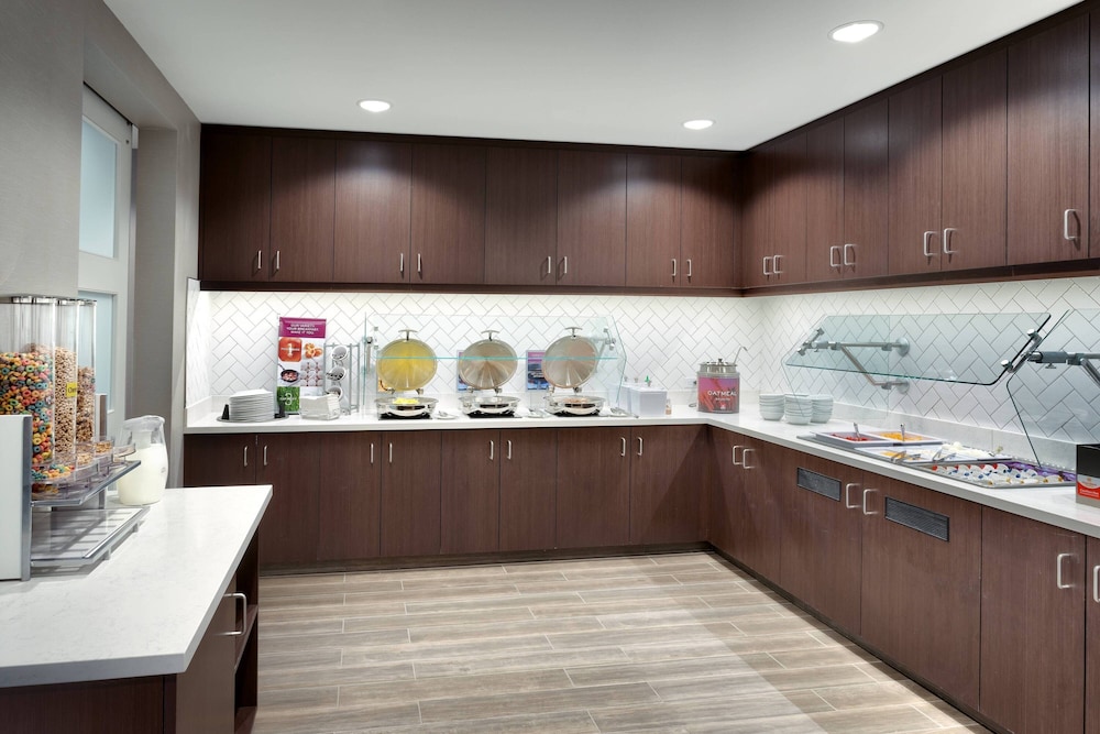 Residence Inn by Marriott Phoenix West Avondale - photo 38