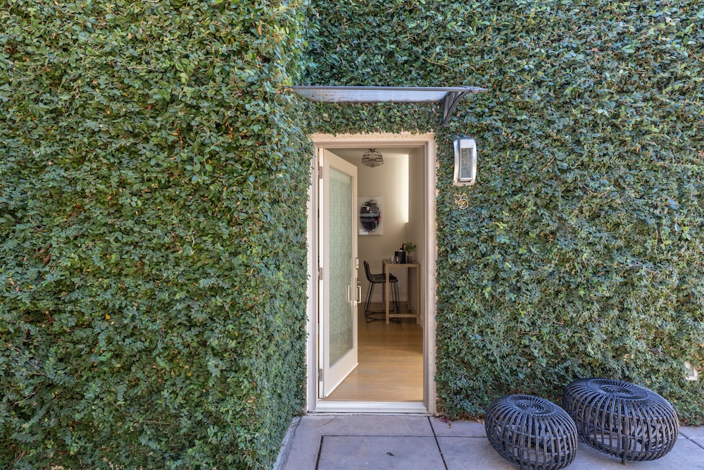 R Inn Napa - photo 24