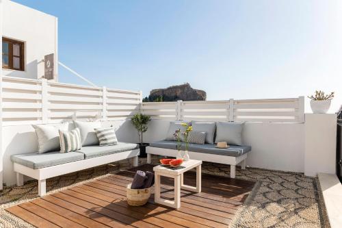 Traditional Lindian Suites — 4-Star Luxury Hotel in Rodos, Greece