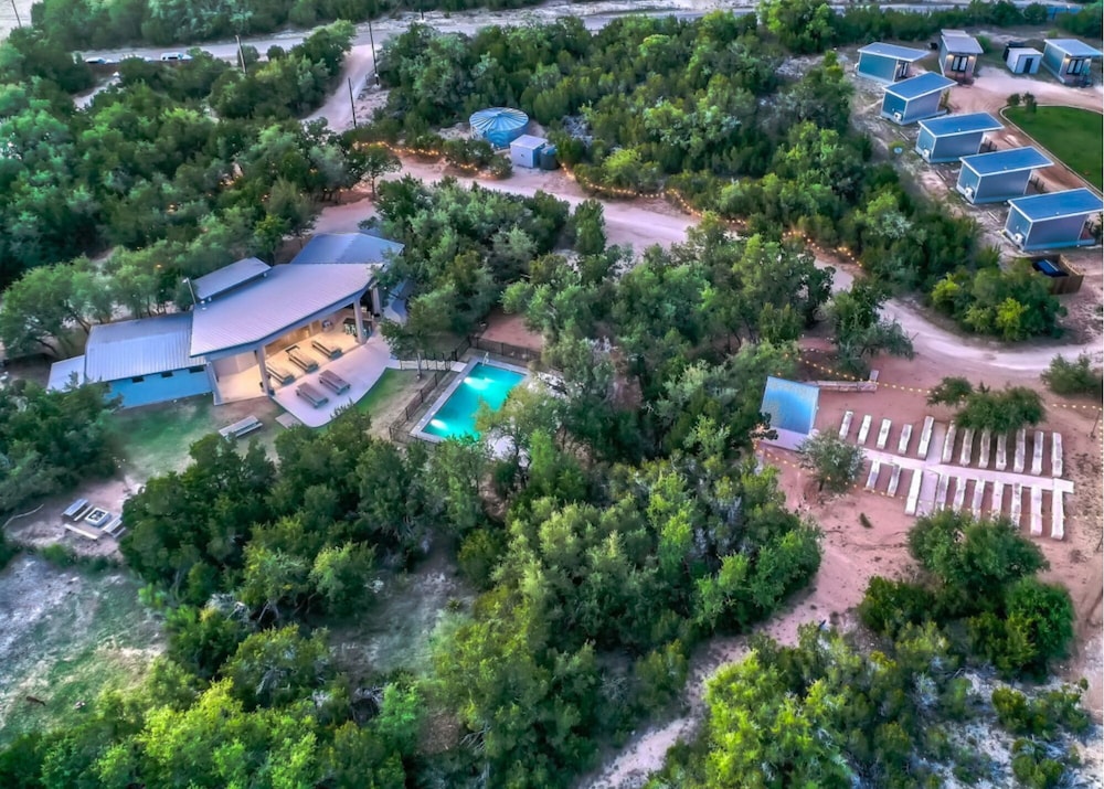 The Liney Moon — hotel in Dripping Springs