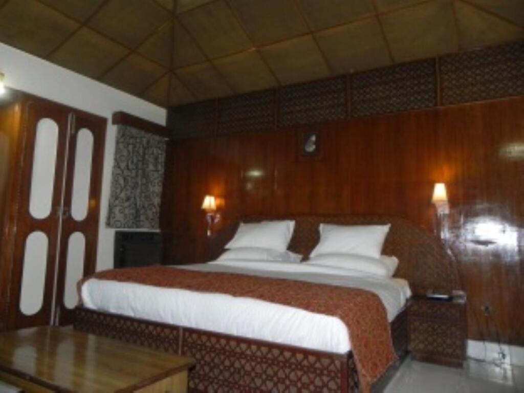 Mayur Tourist Complex - carbon neutral hotel in Agra